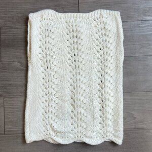 Vintage Handmade Crochet White Sleeveless Sweater Vest Scalloped Hem Size XS